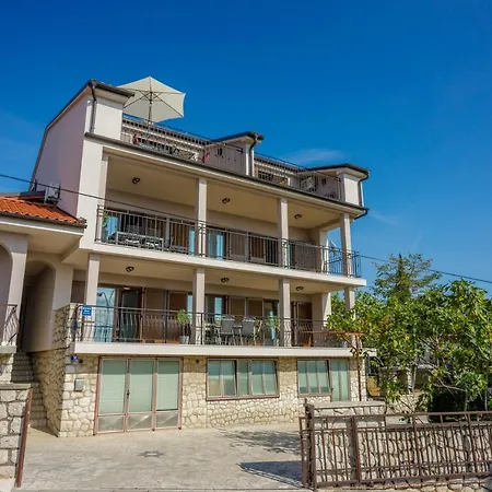 Anton 3 Spacious With A Large Terrace *