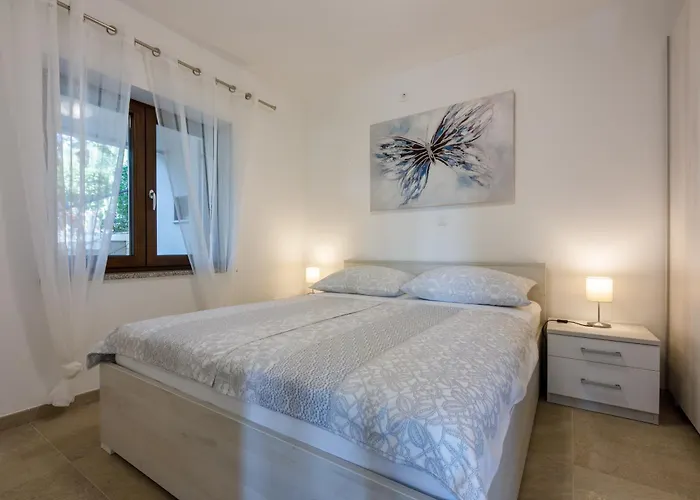 Anton 3 Spacious With A Large Terrace 아파트 *