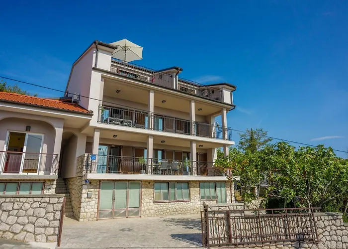 Anton 3 Spacious With A Large Terrace *