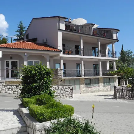 Anton 3 Spacious With A Large Terrace