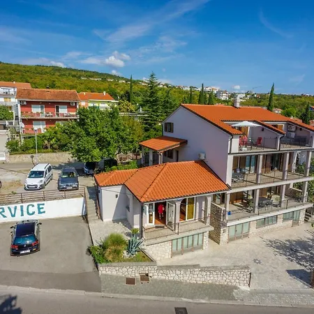 Anton 3 Crikvenica