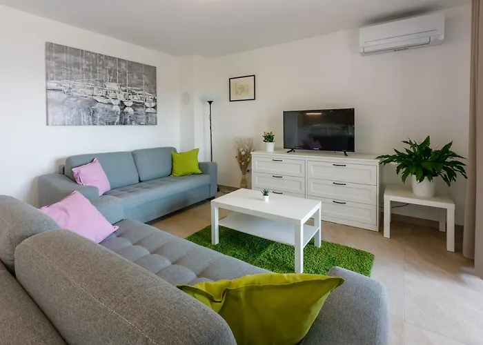 Apartamento Anton 3 Spacious With A Large Terrace Crikvenica